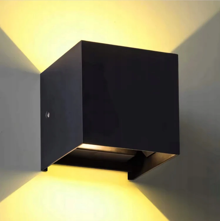 Lampa elewacyjna LED ścienna 7W - 360lm - 4000K - IP65