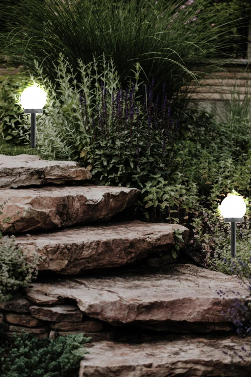 8X Lampa Solarna Wbijana Kula Biała