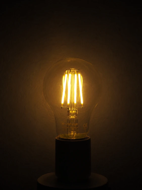 Żarówka LED E27 6W 720lm Filament Edison Retro Ozdobna Do Lamp 2700K Ciepła