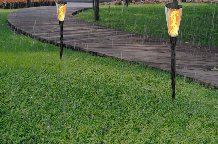 Słupek Solarny LED 4x Lampa wbijana pochodnia efekt ruchomego płomienia